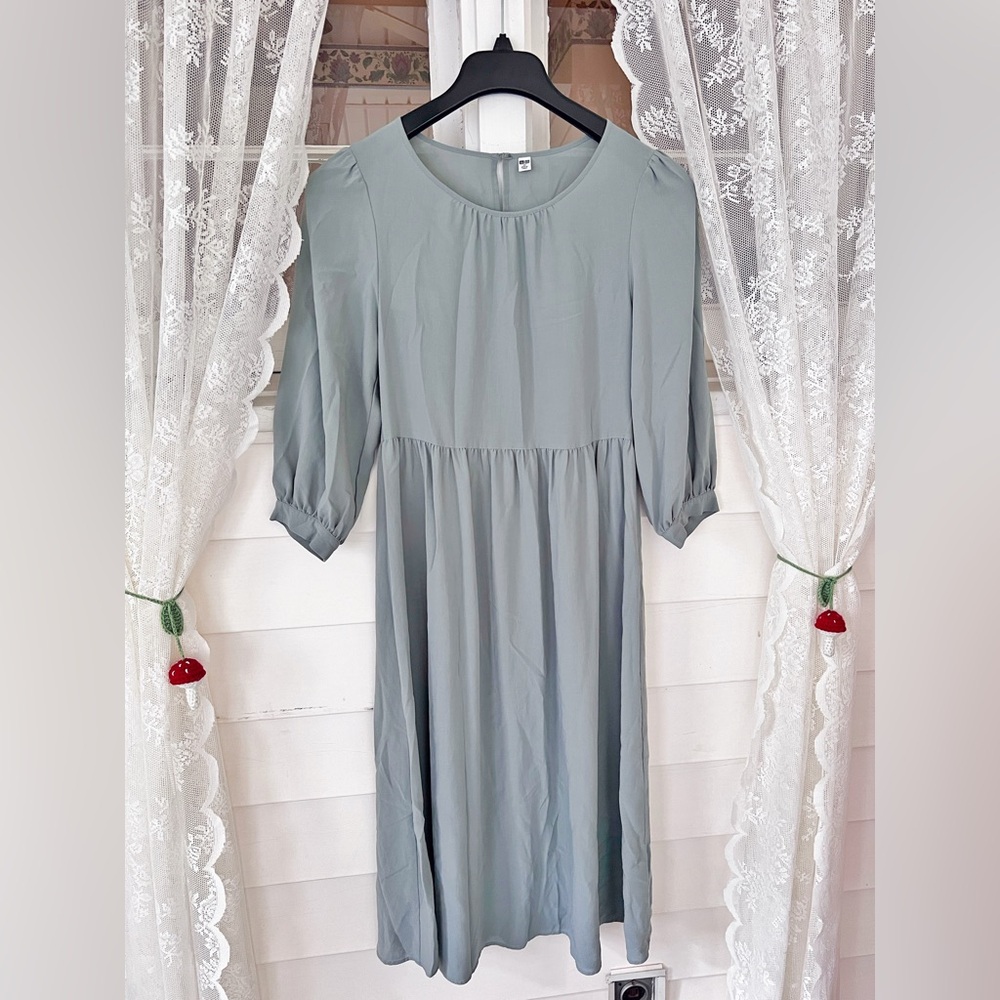 Uniqlo dress